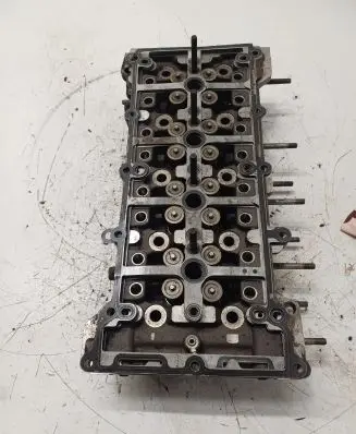 Opel Insignia A Engine head 55576540