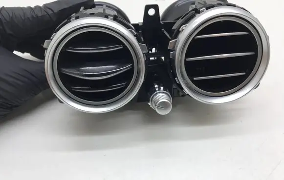 Mercedes-Benz E W213 Dash center air vent grill A2138307700