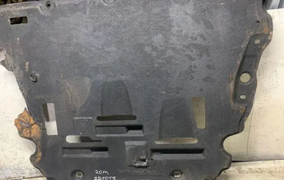 Ford Mondeo MK V Engine splash shield/under tray
