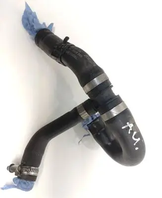 Mercedes-Benz Vito Viano W639 Engine coolant pipe/hose A6398320593