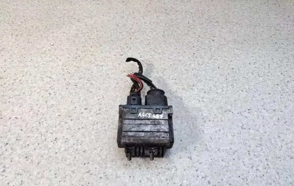 Audi A6 S6 C5 4B Coolant fan relay 8D0959501B 898953000