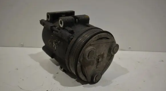 Ford Mondeo Mk III Air conditioning (A/C) compressor (pump)