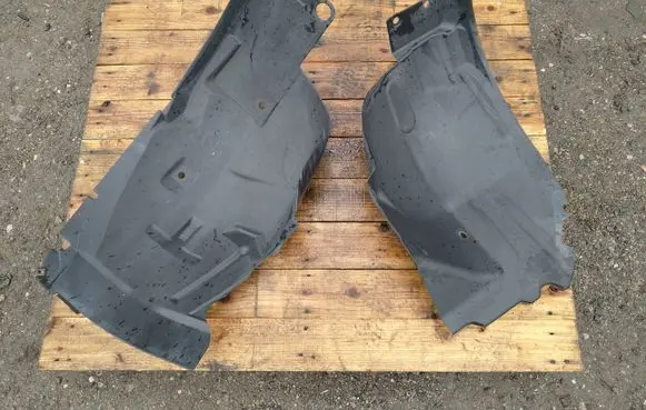 Ford Mustang V Front wheel arch liner splash guards AR3316B569AC