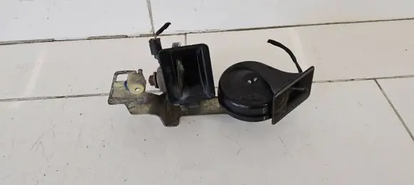 BMW 5 E60 E61 Horn signal 0092018