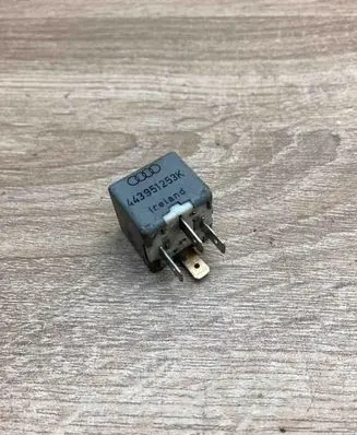 Audi A6 S6 C5 4B Other relay 443951253K
