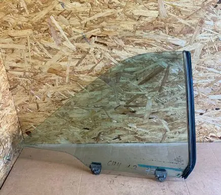 Mercedes-Benz E W124 Rear windscreen/windshield window 43R001025 DOT27M24100AS2