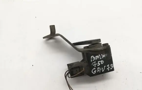 BMW 7 E65 E66 Yaw turn rate sensor 6767948
