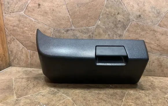 Mercedes-Benz C W204 Dashboard storage box/compartment A2048100304
