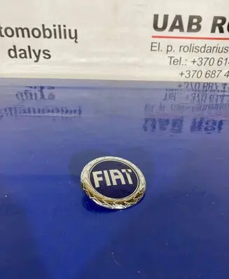 Fiat Punto (188) Manufacturer badge logo/emblem B632