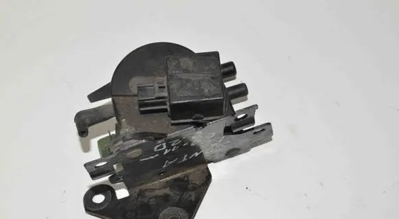 Hyundai Santa Fe Vacuum pump W4E9C915AB