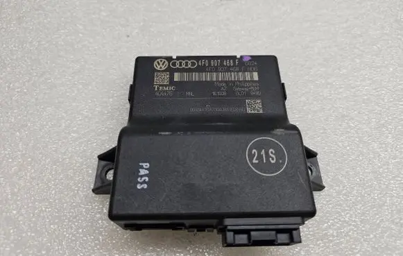 Audi A6 S6 C6 4F Gateway control module 4F0907468F