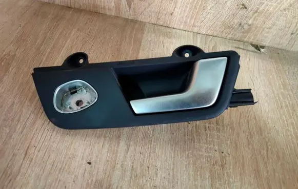 Audi A4 S4 B7 8E 8H Front door interior handle 8E0839020