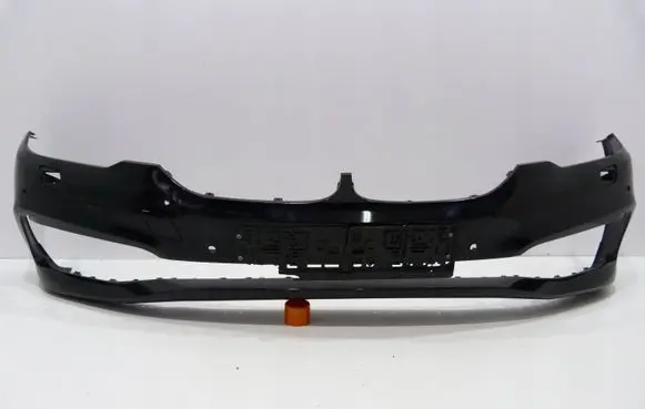 BMW 5 G30 G31 Front bumper 7385336