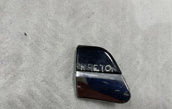 Volkswagen Phaeton Fender trim (molding) 3D0853299