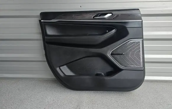Jeep Grand Cherokee WL Front door card panel trim BOCZGRWL