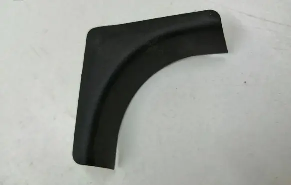 Nissan Qashqai Rear door glass trim molding 822D54EA0A