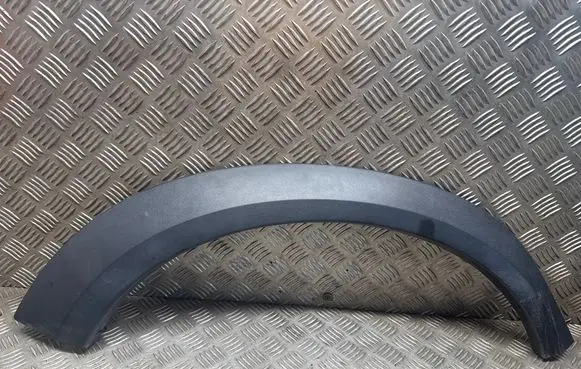Volvo XC70 Rear arch trim 31283107