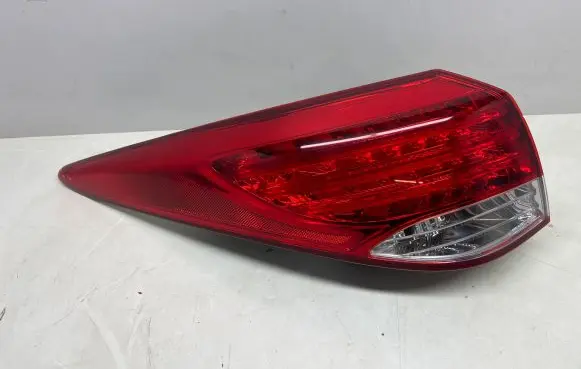 Hyundai i40 Rear/tail lights 924013Z0