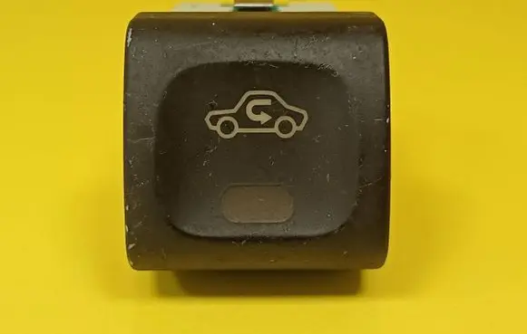 Opel Omega B1 Air circulation switch 90565722