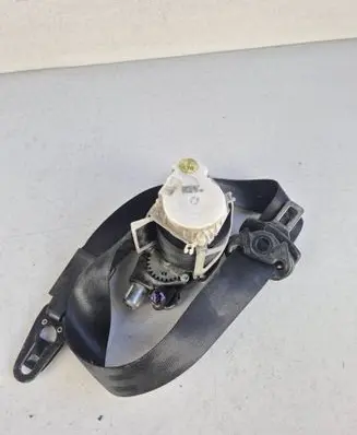 Audi Q7 4L Front seatbelt 33058732D 1710060705