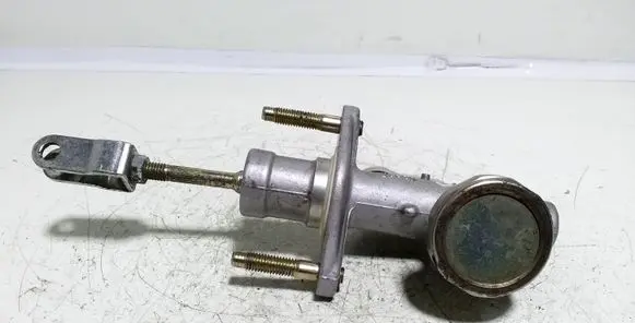 Nissan Almera Tino Clutch master cylinder