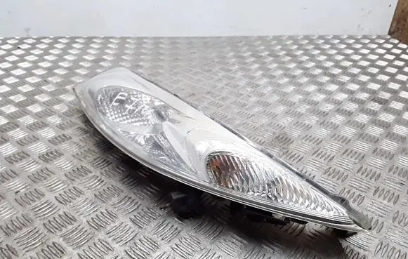 Nissan Juke I F15 Front indicator light ichikohvaleof001