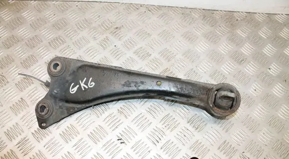 Toyota Avensis T270 Rear upper control arm/wishbone