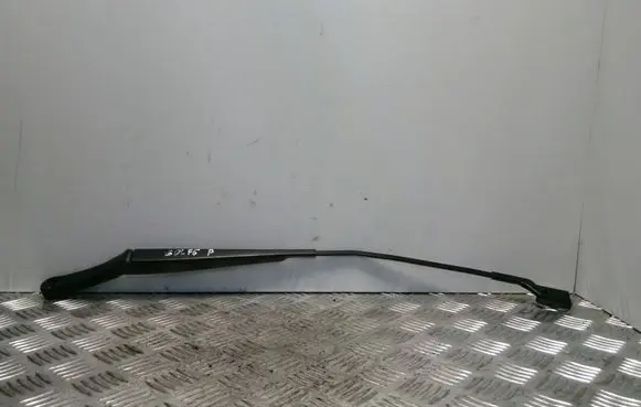 Volkswagen Golf VI Front wiper blade arm 1Q1955410