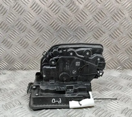 BMW 2 F45 Front door lock 7281938