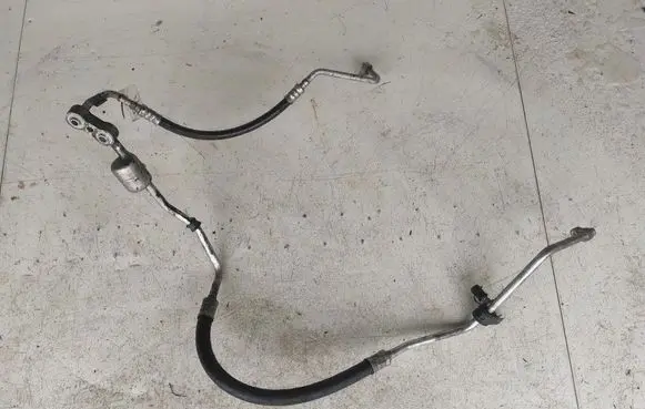 Mitsubishi Space Star Air conditioning (A/C) pipe/hose
