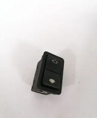 BMW 5 E39 Electric window control switch 8368974