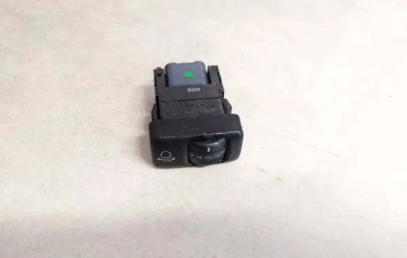 Toyota Land Cruiser (J100) Headlight level height control switch