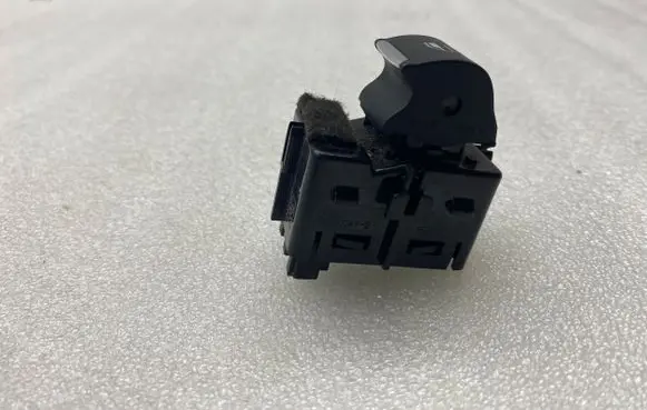 Ford Mondeo MK V Electric window control switch DG9T14529AAW