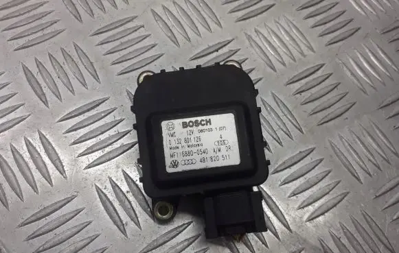 Audi A6 S6 C5 4B A/C air flow flap actuator/motor 4B1820511