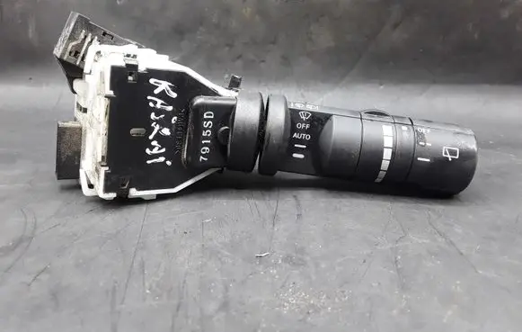 Nissan Qashqai Wiper control stalk 7915SD