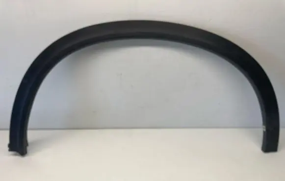 Suzuki Grand Vitara II Front arch trim 7726154P0