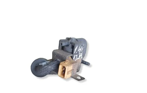 Volkswagen Golf IV Turbo solenoid valve 054906267A 72148304 99T015
