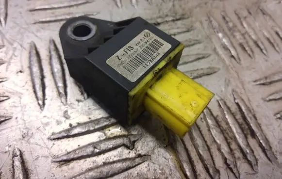 Hyundai i40 Airbag deployment crash/impact sensor 95920-3Z100