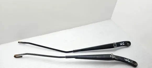 Volkswagen Multivan T5 Front wiper blade arm 7E1955410A 7E1955409A
