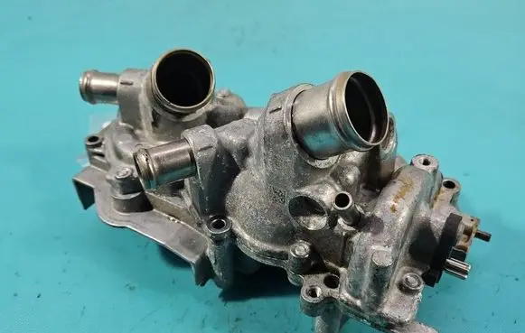 Skoda Kamiq Water pump 05E121042 IMPRK1544270