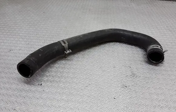 Nissan Note (E11) Engine coolant pipe/hose