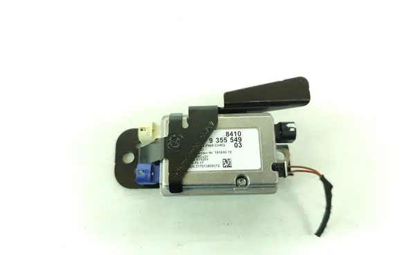 BMW 5 G30 G31 G38 USB control unit 9355549