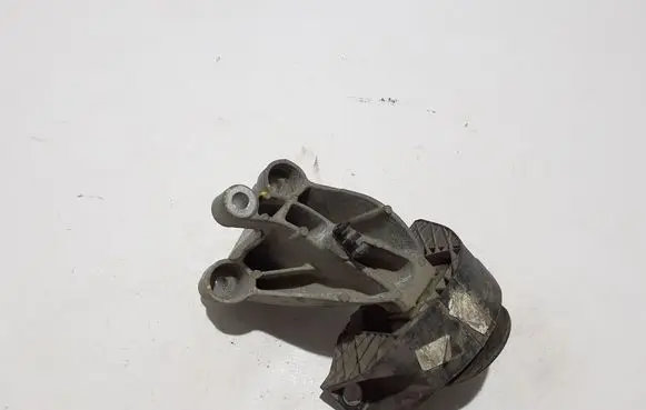 Dacia Logan II Engine mount bracket 112328191R