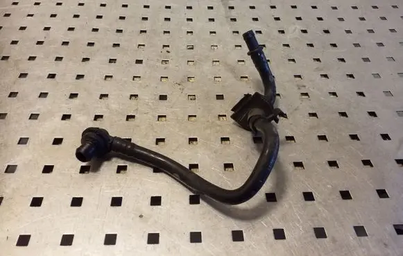 Volkswagen Touareg I Vacuum line/pipe/hose 7L0611932