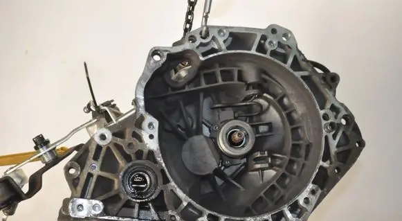Opel Corsa D Manual 7 speed gearbox 28CE374