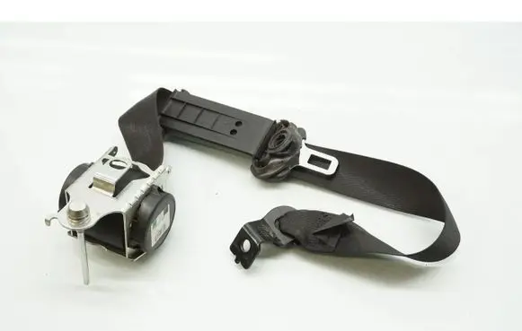 Opel Zafira B Front seatbelt 13242305