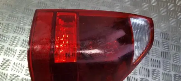 Mitsubishi Pajero Rear/tail lights P3157R P3157