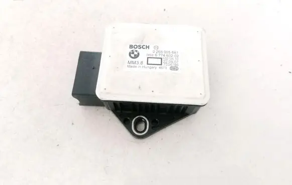 BMW 5 E60 E61 ESP acceleration yaw rate sensor 0265005681 677460202