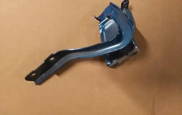 Suzuki Swift III Engine bonnet/hood hinges MK8