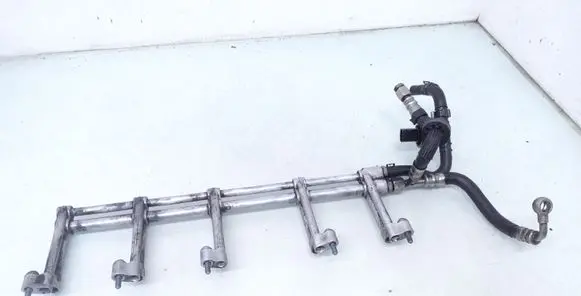 Volkswagen Phaeton Fuel main line pipe 07Z133317A 07Z127511K 07S130307